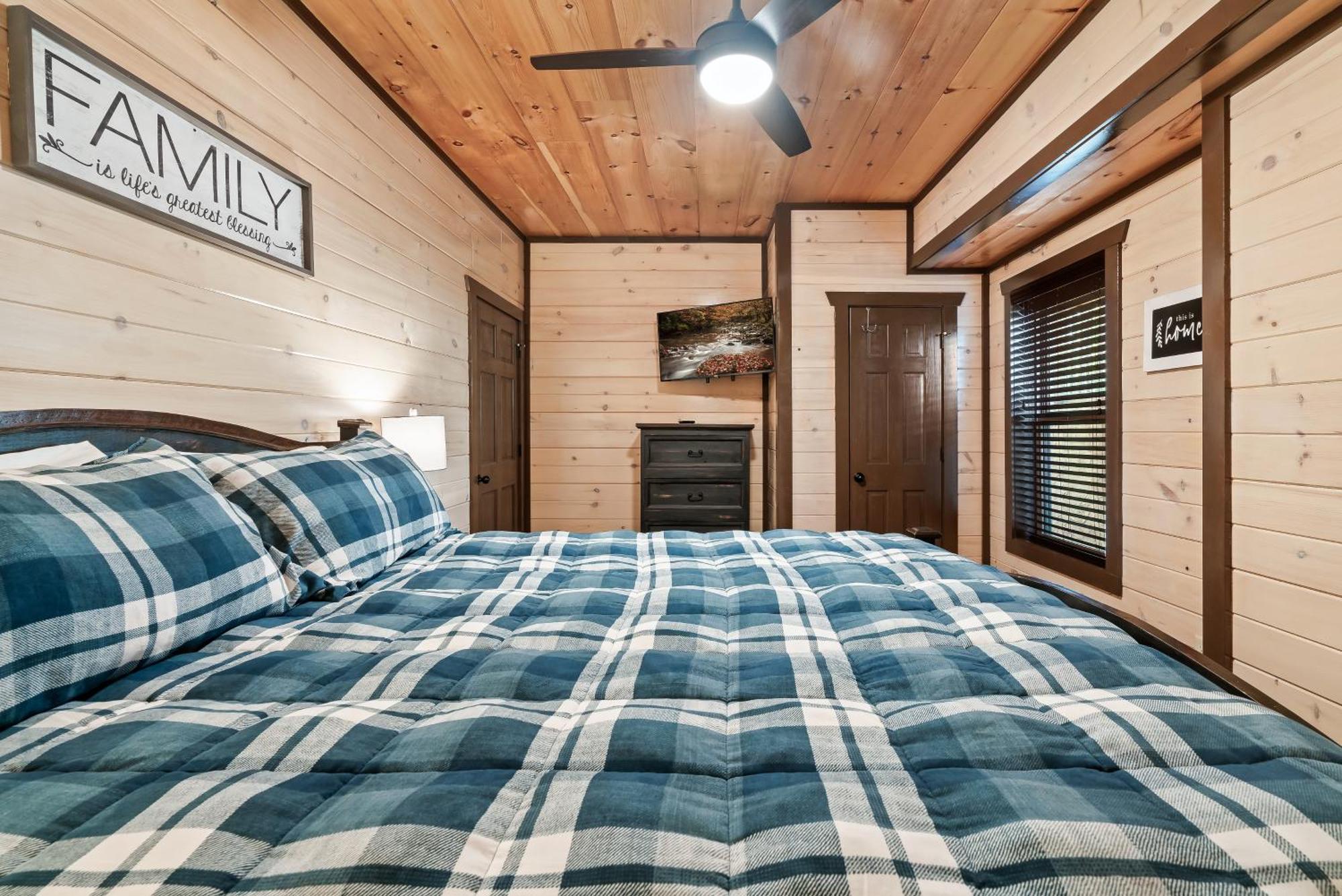 Luxury 3-Br Cabin Minutes From Parkway With Game Room And Hot Tub Pigeon Forge Εξωτερικό φωτογραφία